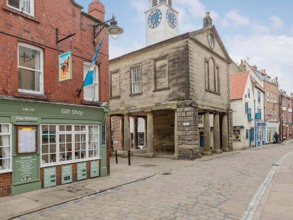 89A Church Street - Luxury One Bed Apartment With Roof Terrace Whitby Exterior photo